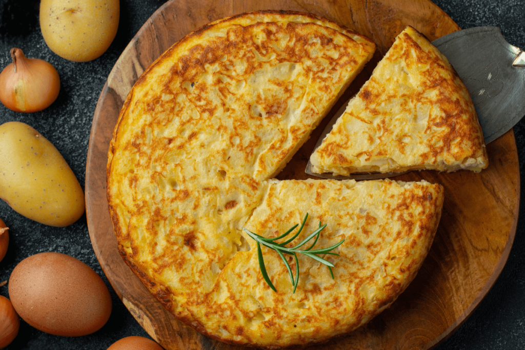 Tortilha Espanhola: Sabor da Espanha em Cada Garfada-Descubra a História e a Receita Deste Ícone Culinário.