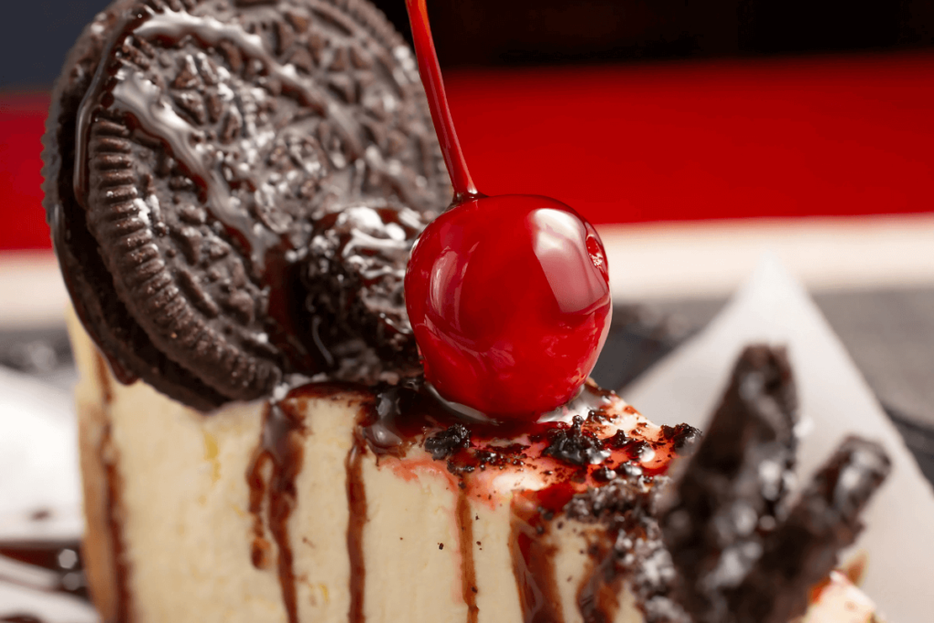 heeseCake com Calda de Chocolate e Cereja.
Receita Cheesecake Morango.