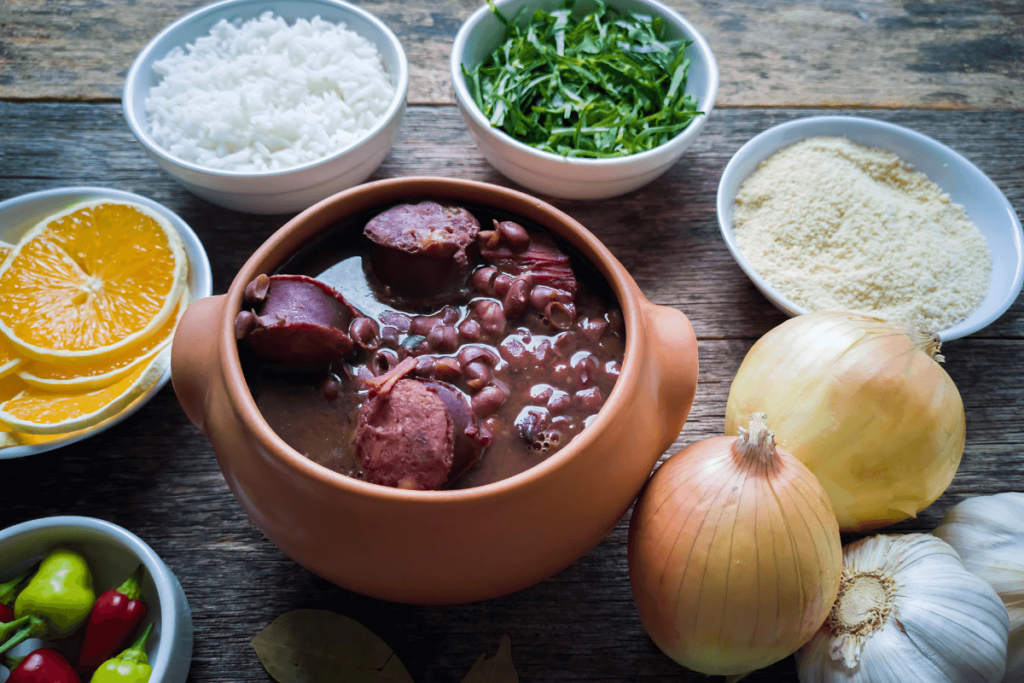 Feijoada com Farofa.
Preparar Farofa Brasileira Tradicional.