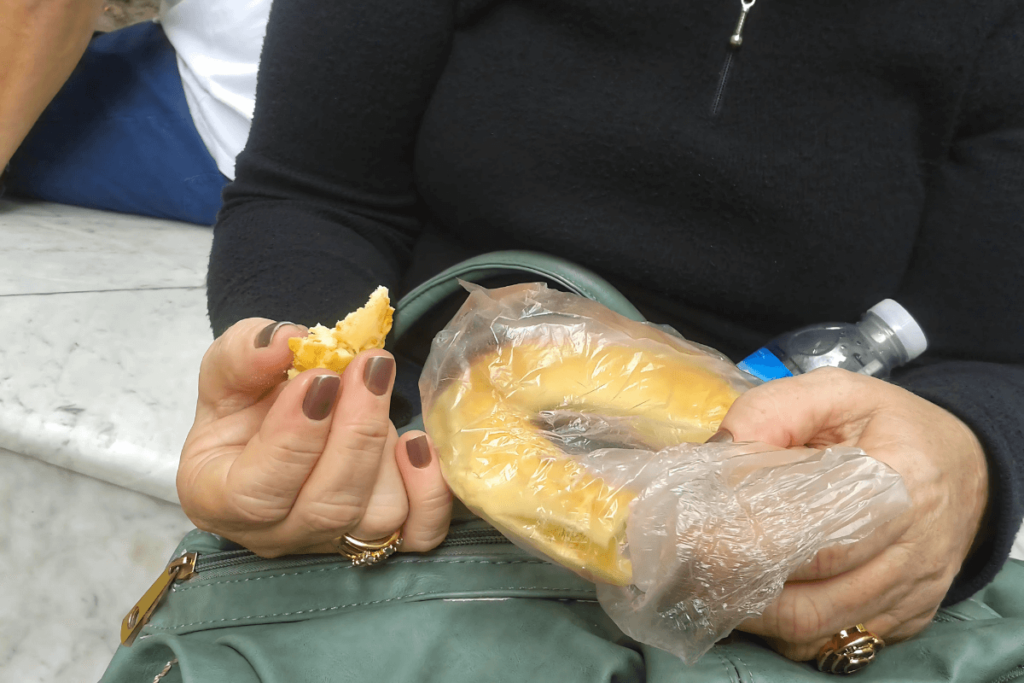 Paraguai_ Chipá, Delícia da Rua na América do Sul.
Sabores de rua da América do Sul